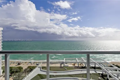 6799 Collins Ave #1103 1