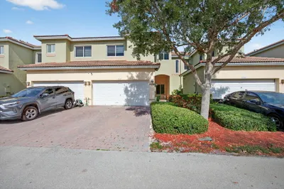 2332 SE 16th Terrace 1