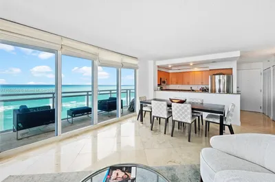 6917 Collins Ave #1402 1