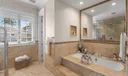 685 Harbor Ln Photo