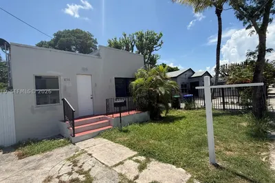 836 NW 29th Ter 1