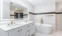 9234 Wedgewood Ln #D7 Photo