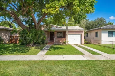 250 Laurel Way 1
