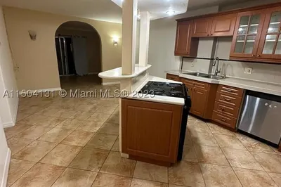 11925 NE 2nd Ave #B317 1