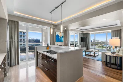 551 N Fort Lauderdale Beach Blvd #R2205 1