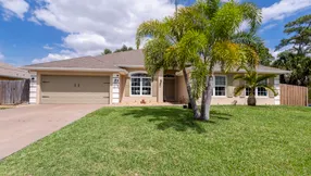 Just Listed | 951 SW Bay State Road