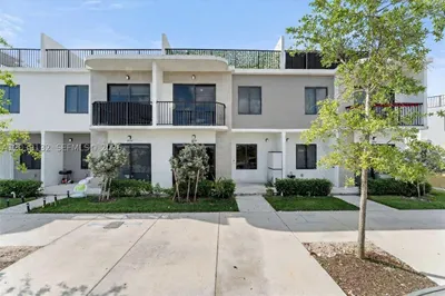 14590 SW 260th St 1