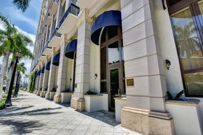 801 S Olive Avenue #107 1