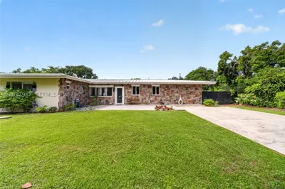 8250 SW 118th Ter 1
