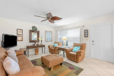 100 SE 6th Avenue #304 1