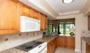 253 Old Meadow Way Photo