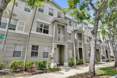3911 Shoma Drive 1