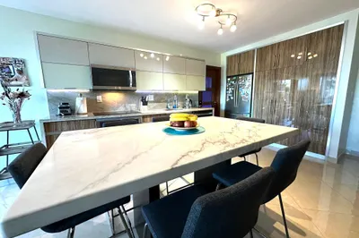 4001 S Ocean Drive #3h 1