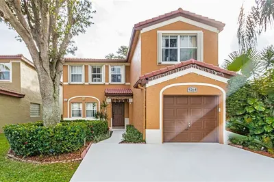 4264 NW 1 Drive 1