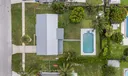 204 Circle E Photo