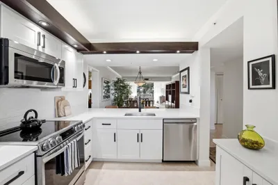 2101 Marina Isle Way #404 1