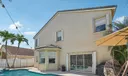 18417 NW 9th Ct Photo