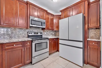 3007 N Oakland Forest Dr #107 1