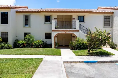 321 Olivewood Place #O222 1