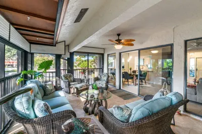 50 PELICAN POINTE Drive #2050 1