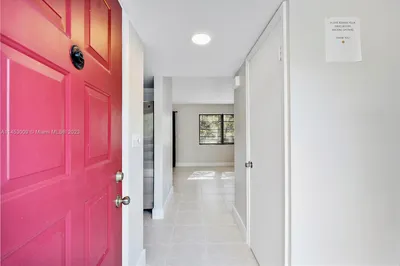 740 SE 1st Way #111 1