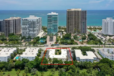 9940 Collins Ave #10 1