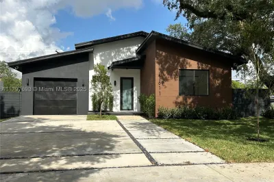 1611 SW 30th Ave 1