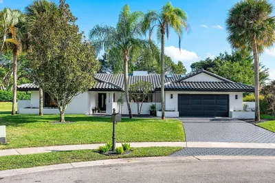 20758 Sorolla Terrace