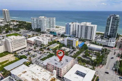 6920 Harding Ave #502 1