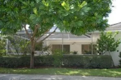 8004 Chapman Oak Court