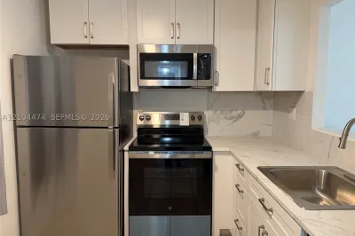 5001 W Oakland Park Blvd #305 1