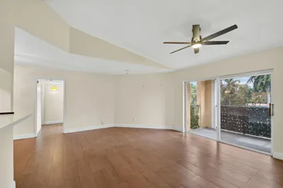 123 Yacht Club Way #307 1