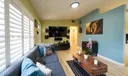 358 E 45th St Photo