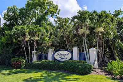 366 NE Ficus Terrace 1