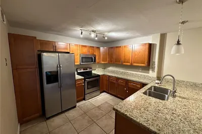 5614 BLUEBERRY Court #173 1