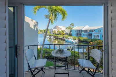 3901 SE Saint Lucie Boulevard #39 1