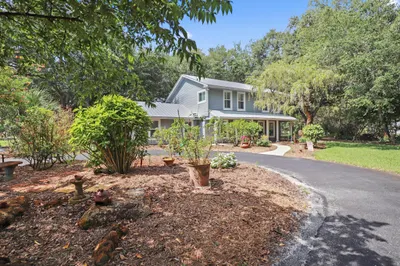 2414 SW Love Court 1