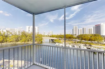 200 Diplomat Pkwy #620 1