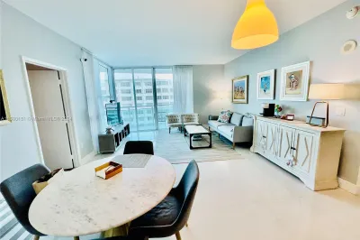 950 Brickell Bay Dr #1610 1