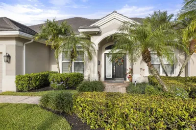 19087 SE Loxahatchee River Road 1