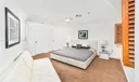 5445 Collins Ave #M15 Photo