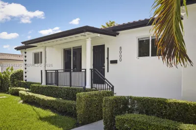 8000 SW 19th St 1