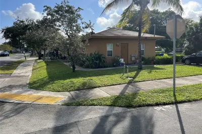 538 NW 9th Avenue 1