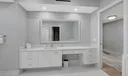 450 SE 5th Avenue #402n Photo