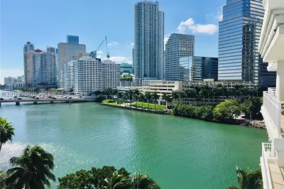 801 Brickell Key Blvd #2907 1