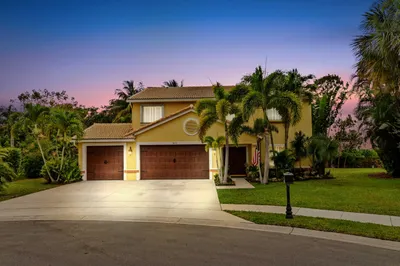 3672 Cypress Lake Drive 1
