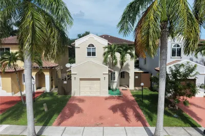 2529 NE 41st Ter 1