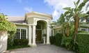 8794 Lakes Boulevard Photo