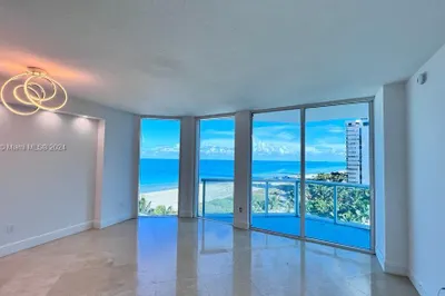 6515 Collins Ave #805 1