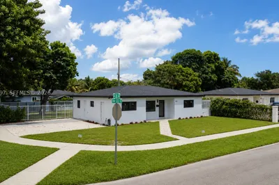 1571 NW 132nd St 1
